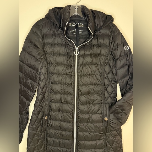 Michael Kors Women's Black Packable Hooded Puffer Jacket - Picture 2 of 16
